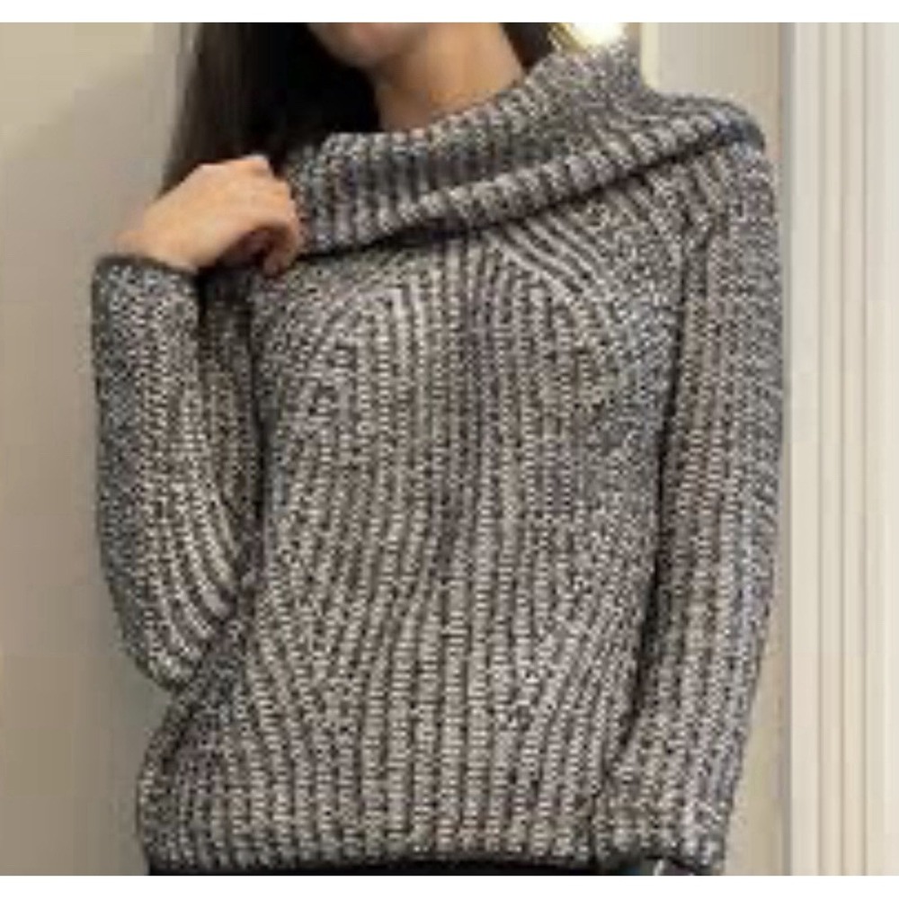 Express Women's Gray Cowl Neck Chunky Knit Stretch Pullover Cozy Size XS